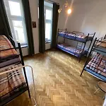 Hostel Uno