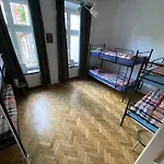 Hostel Uno