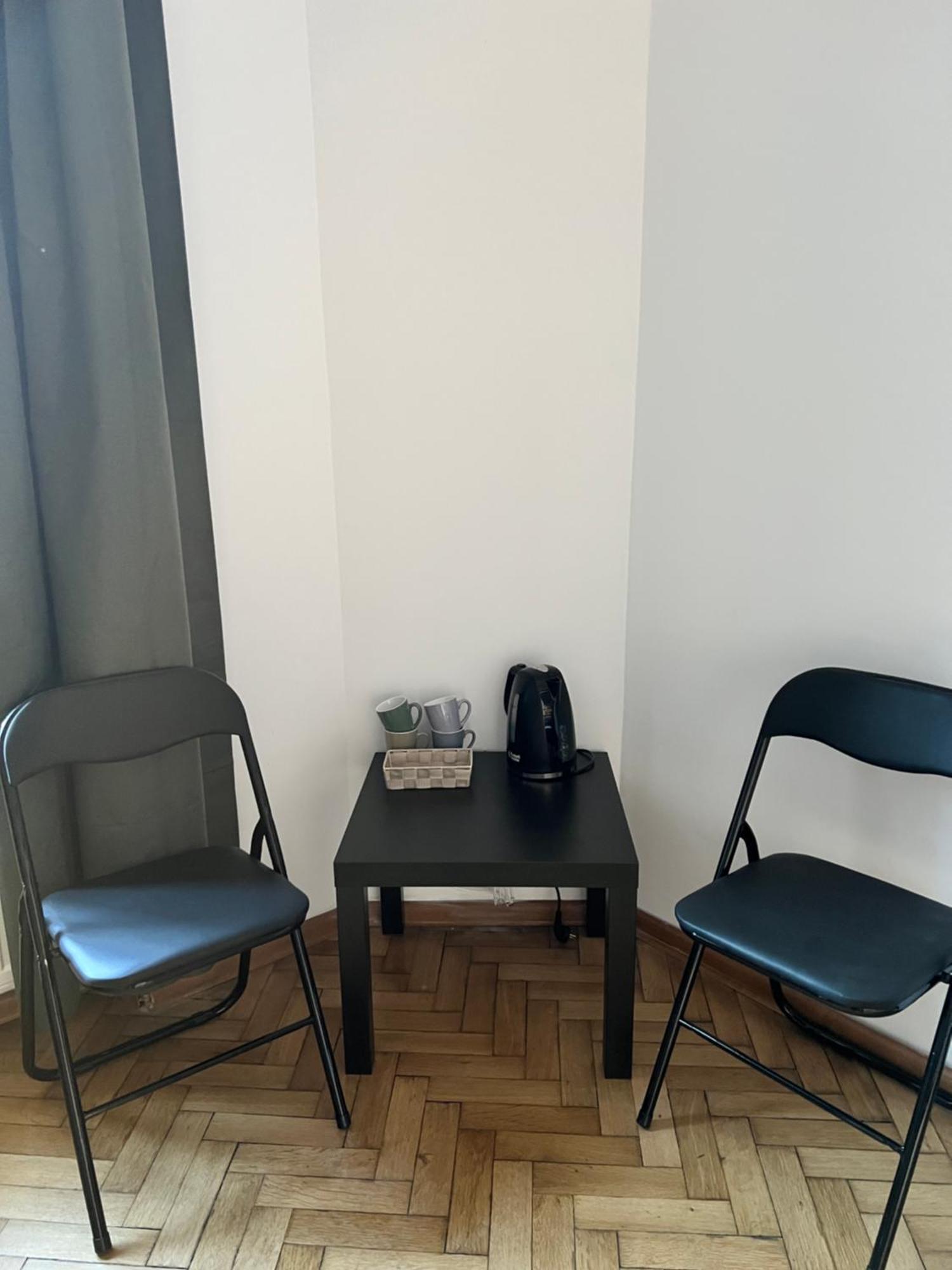 Hostel Uno